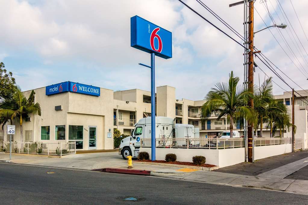 Motel 6 Bell Gardens Εξωτερικό φωτογραφία